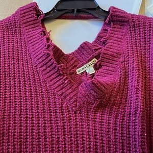 Women’s sweater 21” long